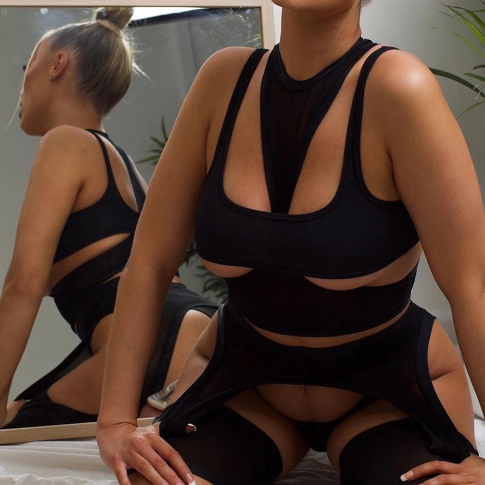 2Piece TOP - Picture 2 of 5